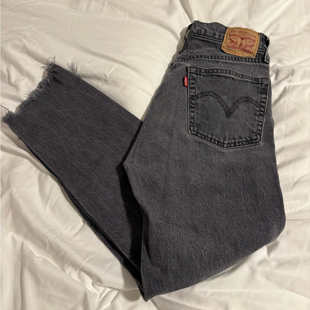 ✨ LEVIS, STRAIGHT LEG, SUPER CUTE ✨